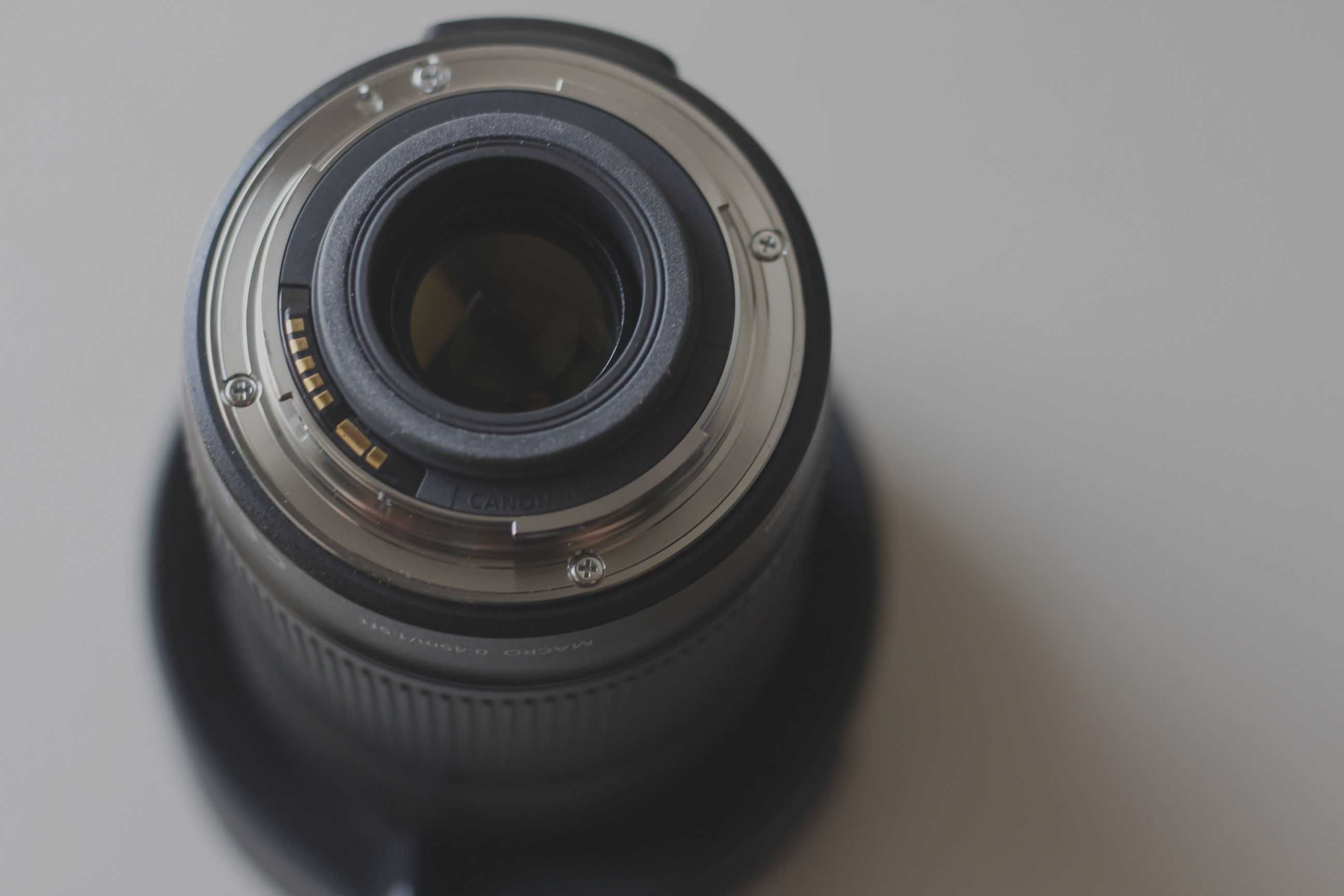 Canon 18-135 mm EFS f. 3.5 - 5.6