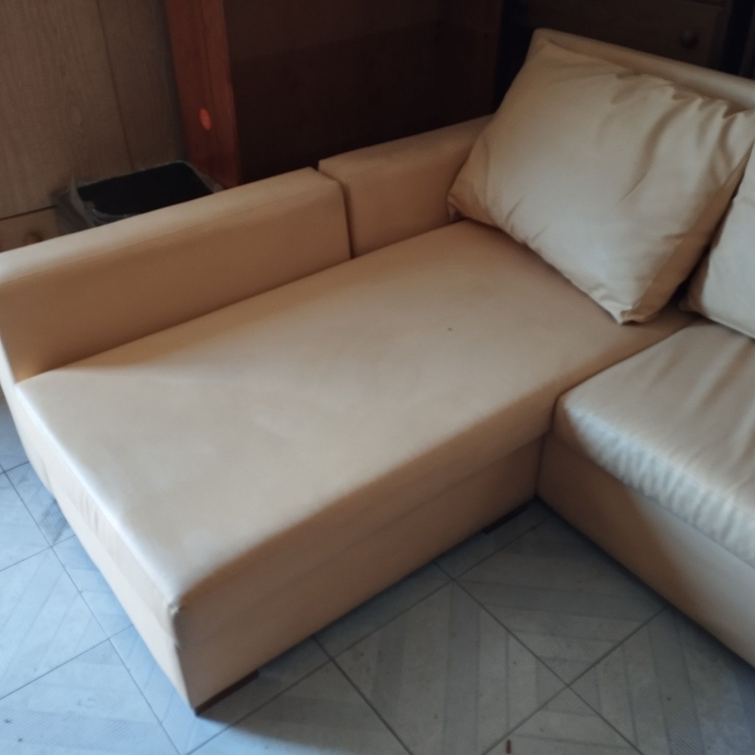 Sofá chaise longue