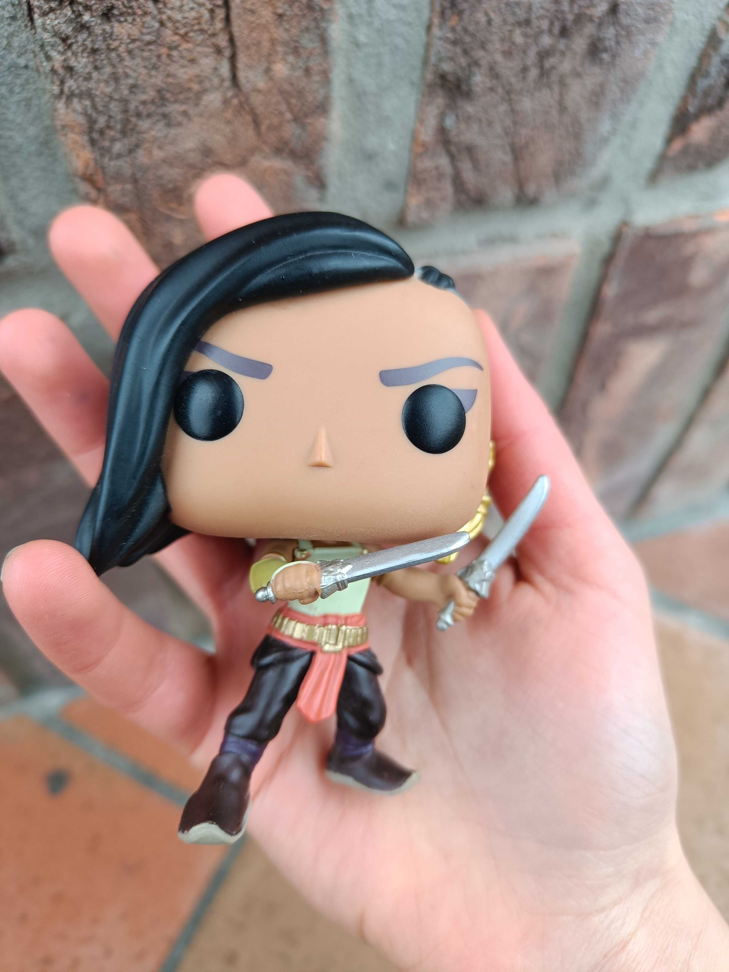 Funko POP Disney: Raya and the Last Dragon: Raya №50549; Namari №50552