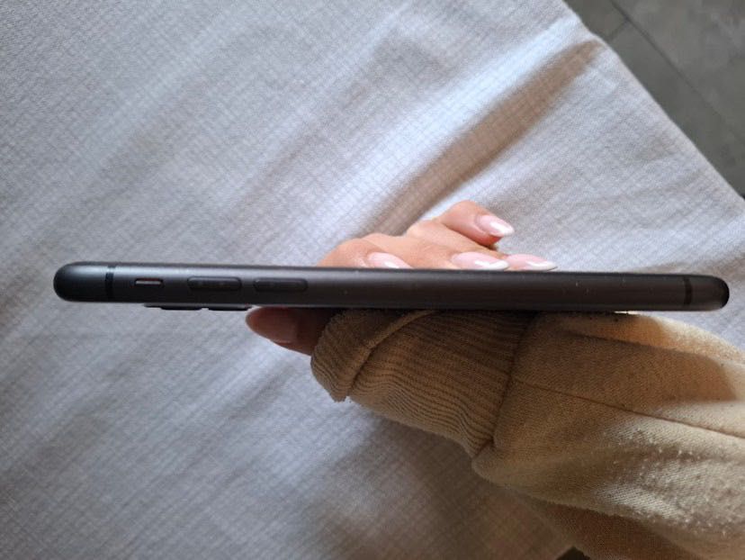 iPhone 11 czarny