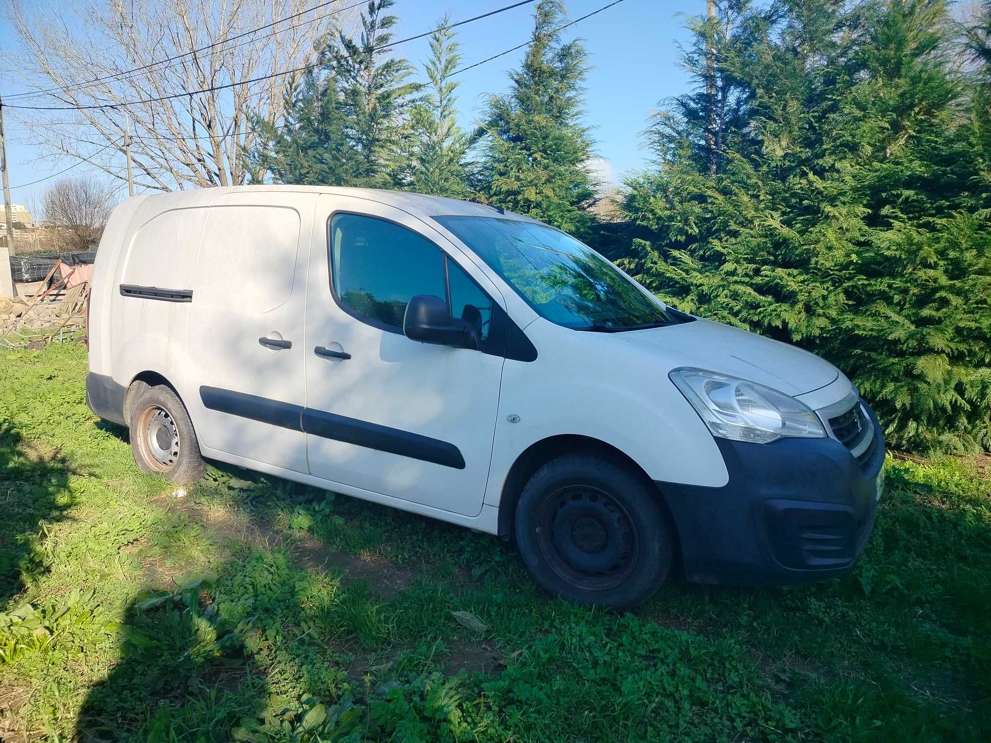 Carrinha Peugeot partner longa