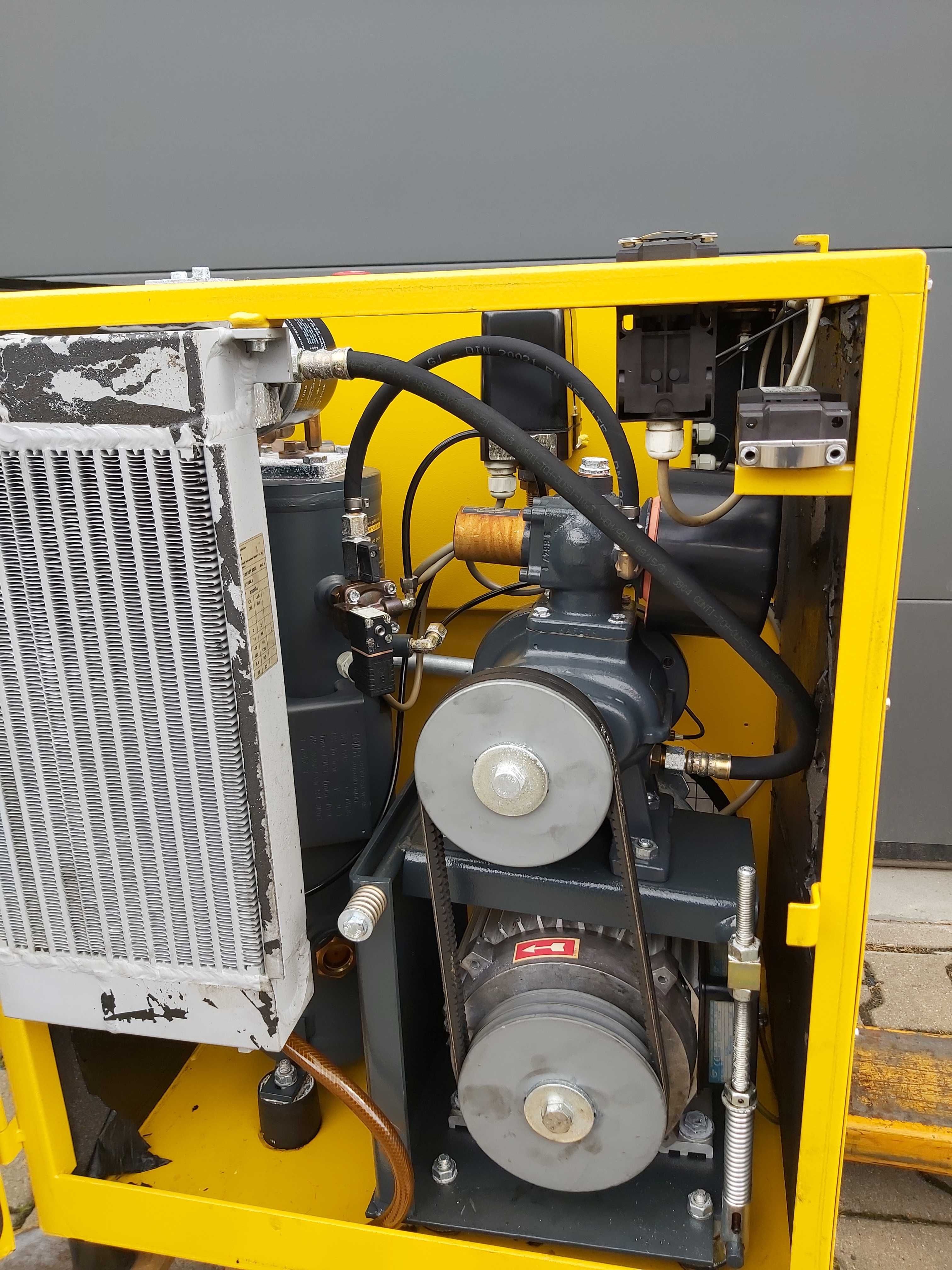SPRĘŻARKA Śrubowa Kompresor ŚRUBOWY KAESER 5,5 kw + zbiornik 250 L