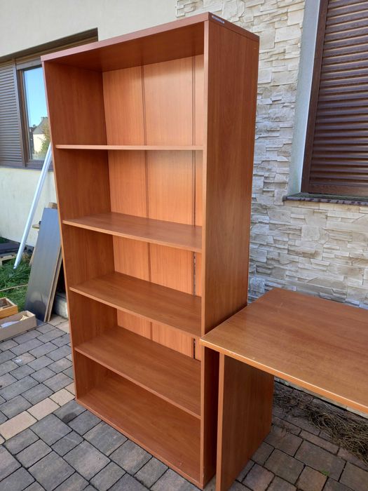 Biurko+regały+kontenerek