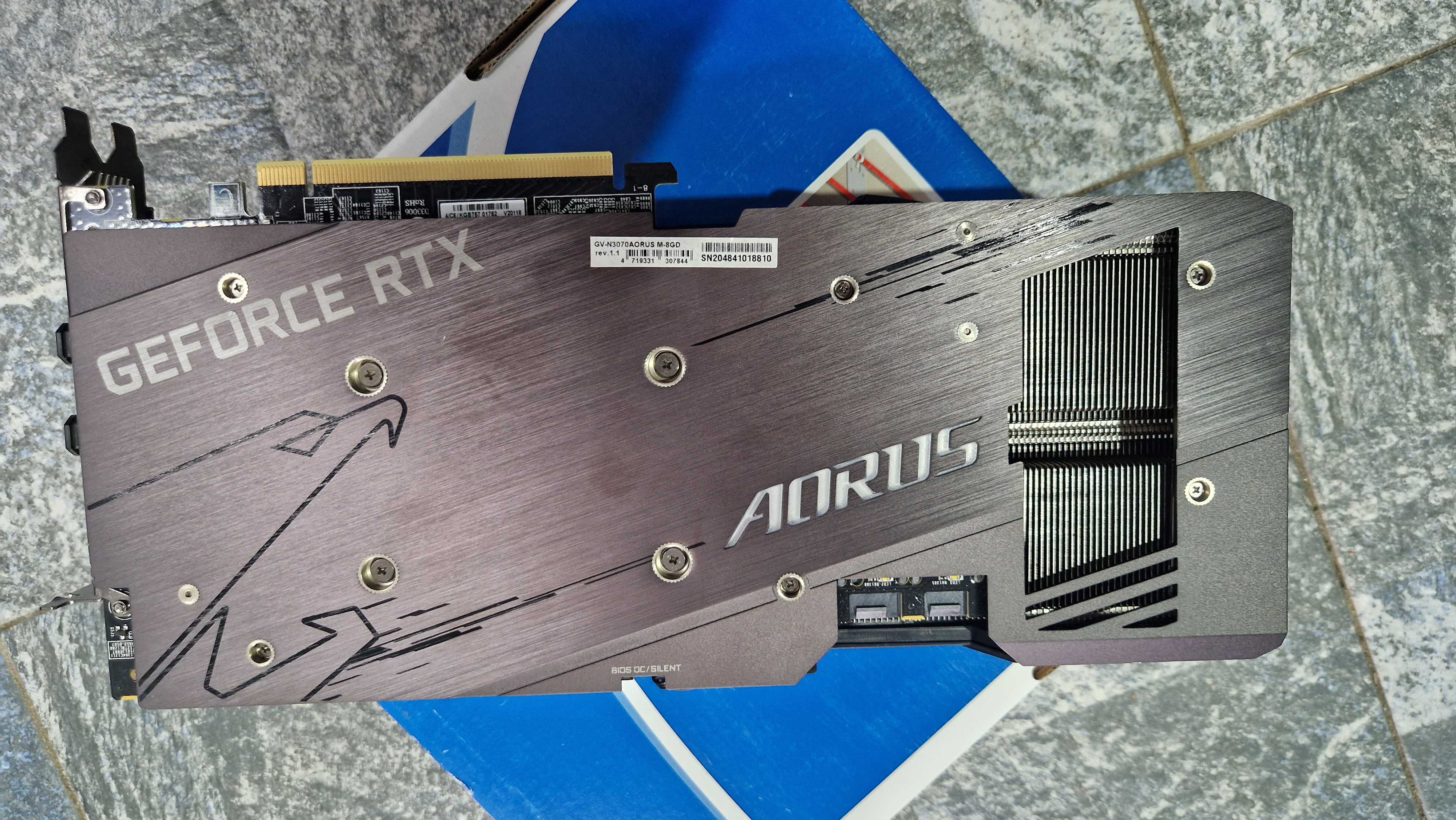 Gigabyte RTX 3070 Aorus з коробкою