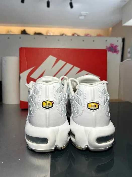 "koszykówki" Nike_Air_Max_TN_Plus_White_R.43