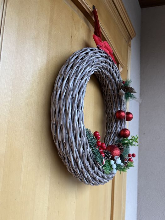 Різдвяний вінок на двері