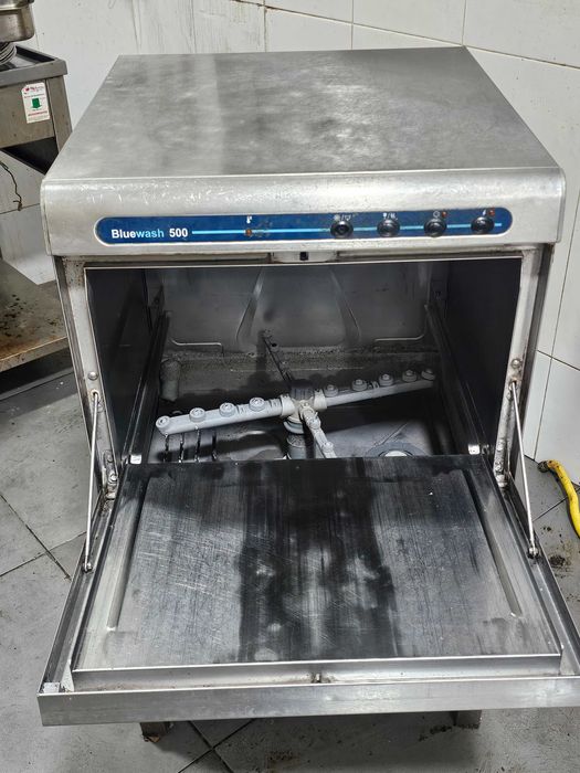 Maquina de lavar pratos