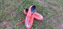 buty do gry w piłkę nożną