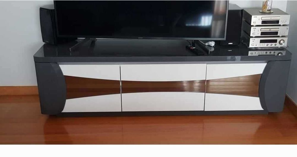 Mobília de sala como nova