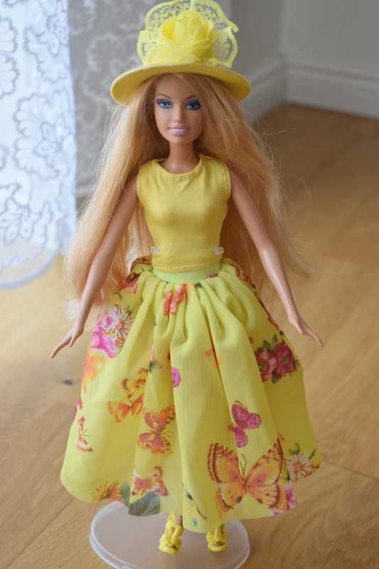 Ubranka dla Barbie - elegancki strój