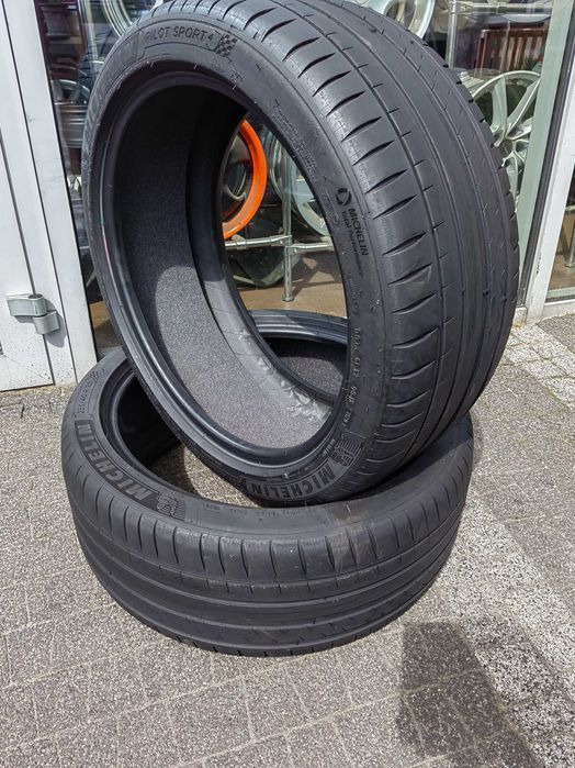 255/40R20 101Y Michelin Pilot Sport 4 para lato K7.