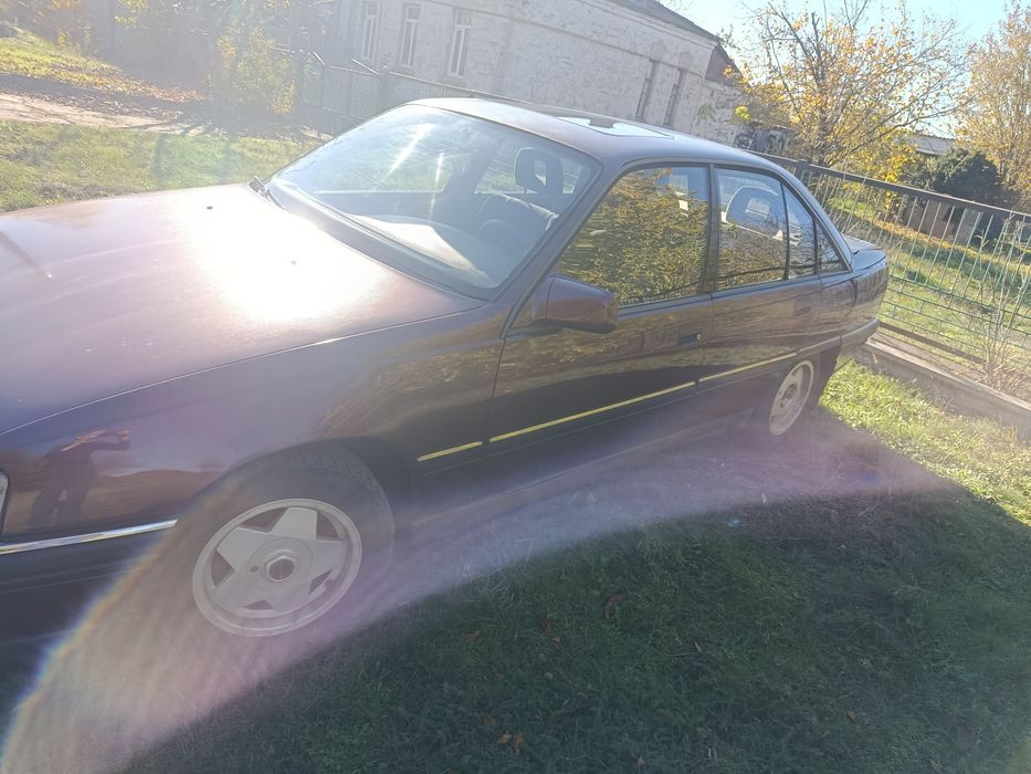 Продам Опель Омега А. Кого цікавить телефонуйте .