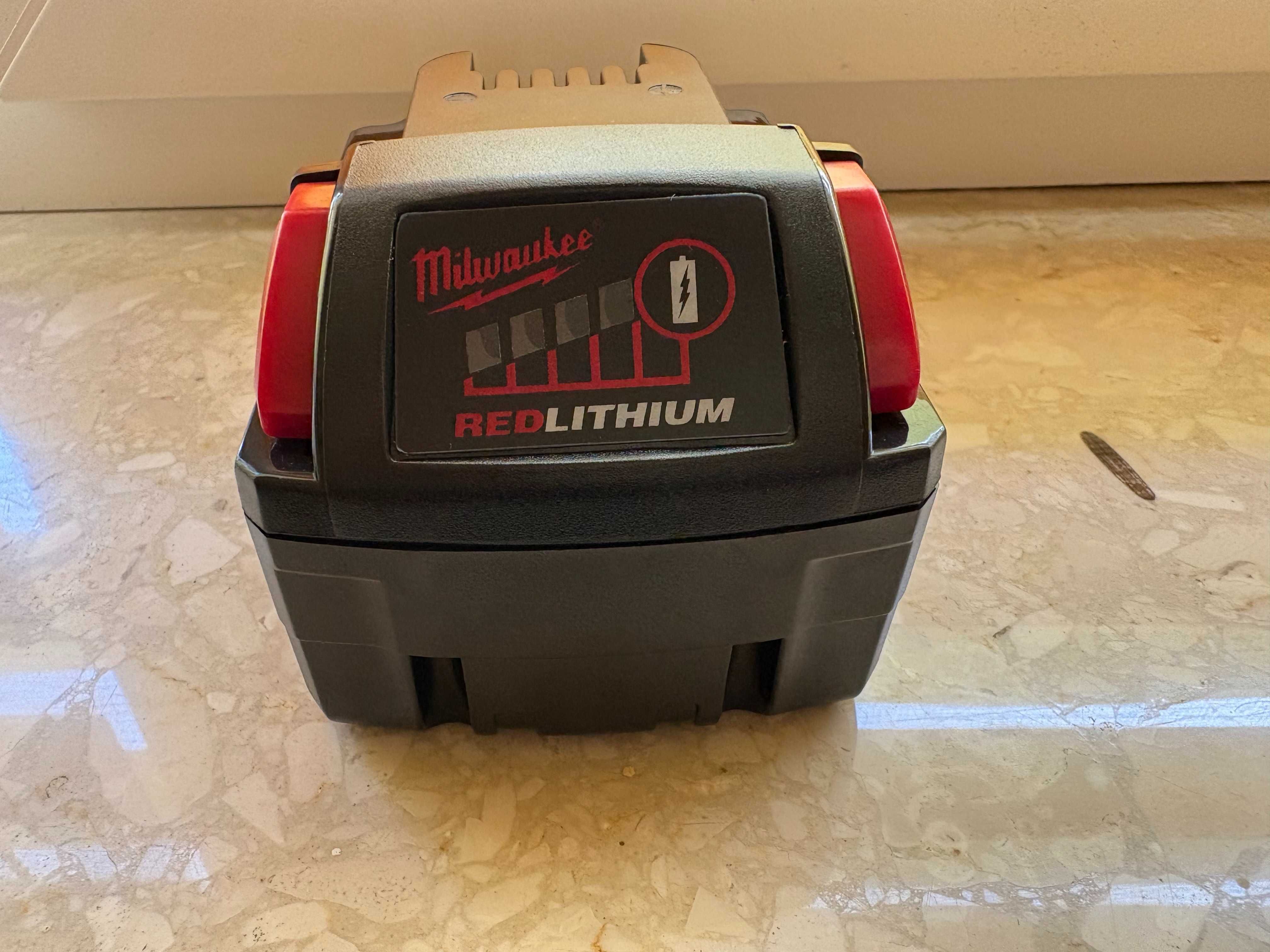Bateria akumulator Milwaukee M18 6ah nowa