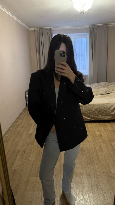 Дуже гарний вовняний двобортний піджак жакет з камінням від Centaur