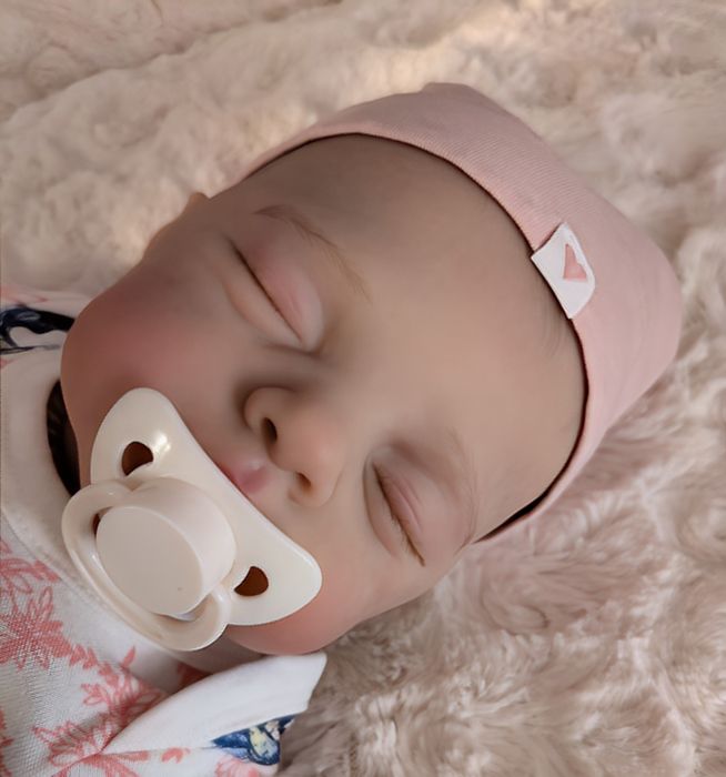 Śliczne maleństwo w typie Reborn