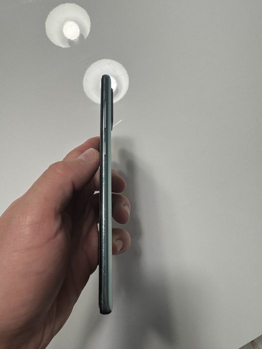 Продам Samsung A71 6/128 в хорошому стані