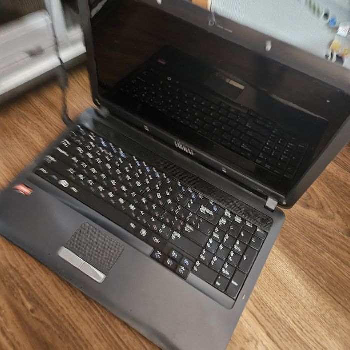 Ноутбук   самсунг