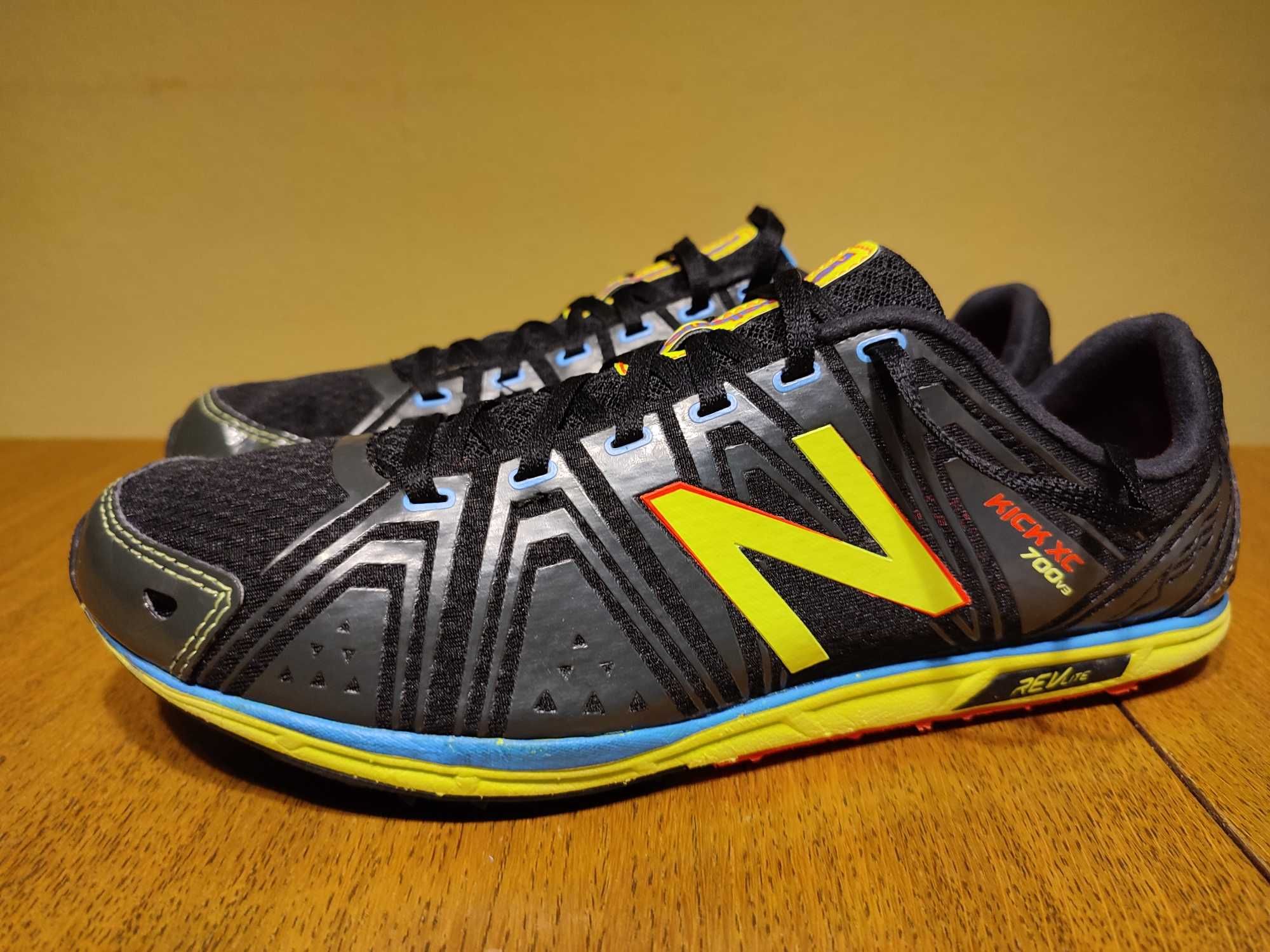 Buty sportowe News Balance KICK XC 700v3 damskie r.42,5