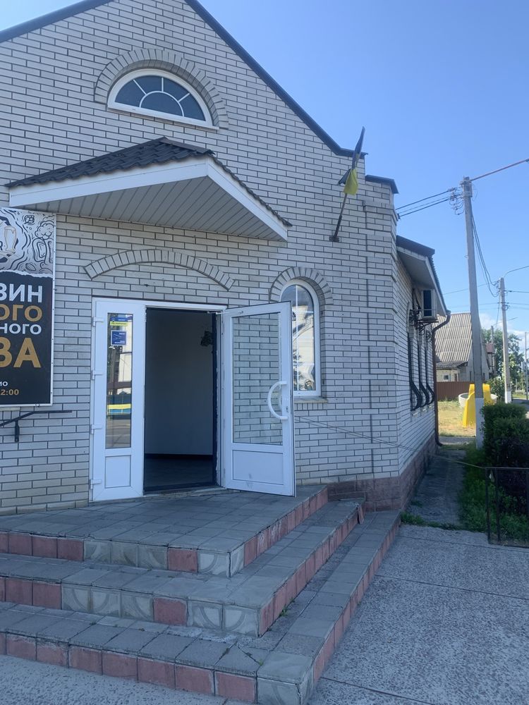 Сдам в суборенду приміщення