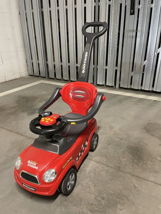 Jeździk, pchacz, auto, czerwony