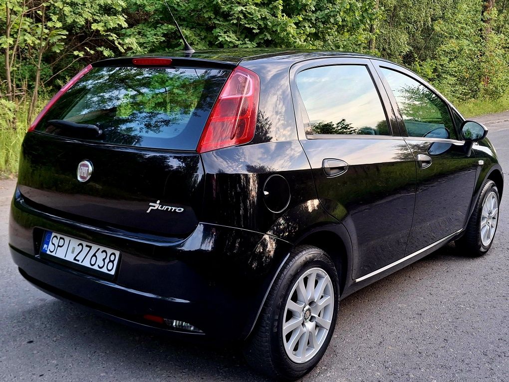 Fiat Grande Punto IDEALNY nowe hamulce klima 2 kpl opon benzyna,elektr