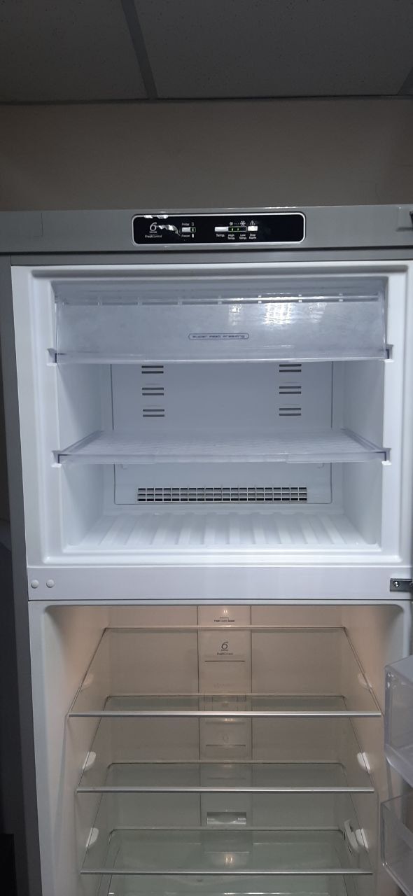 Величезний Холодильник з Гарантією