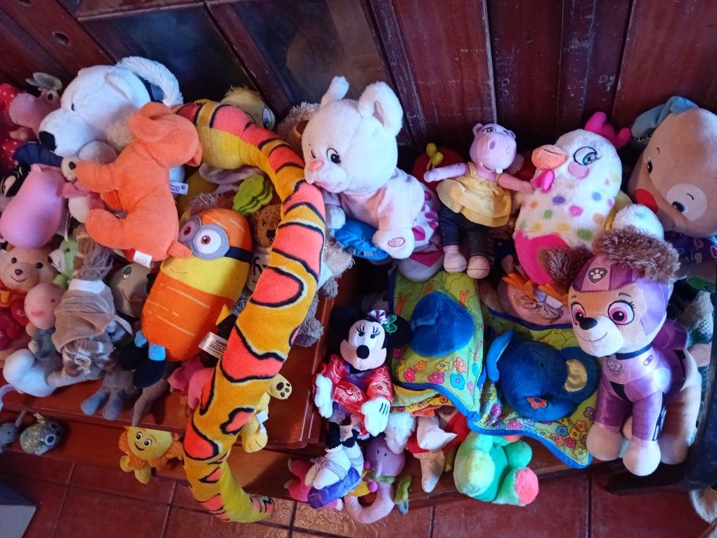 Conjunto Grande de 350 Peluches