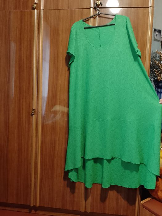 Мережева нарядна сукня великого розміру