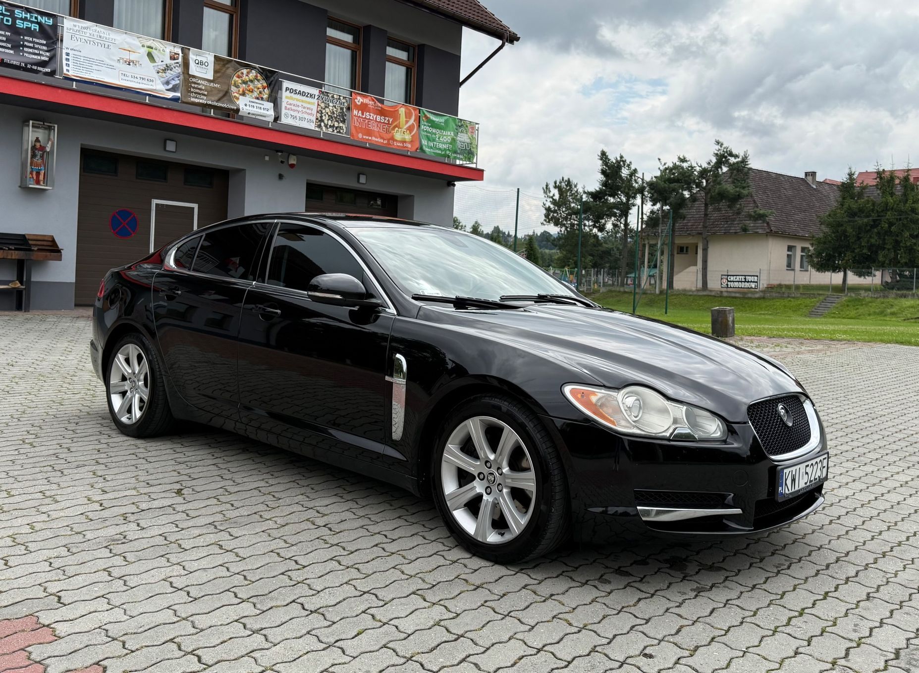 Jaguar XF 3.0D V6 S 275KM. Stan bardzo dobry. Niski przebieg. Garażowany. ASO.