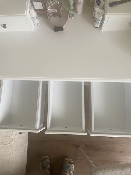 Туалетний  столик Jusk білий