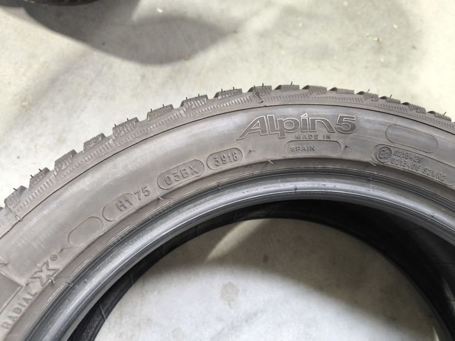 205/50/17 93H Michelin Alpin5
