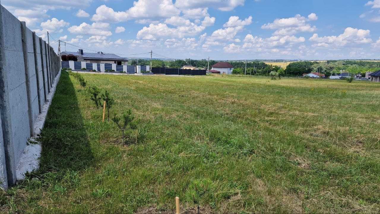 Продам участок в Братском от собственника.