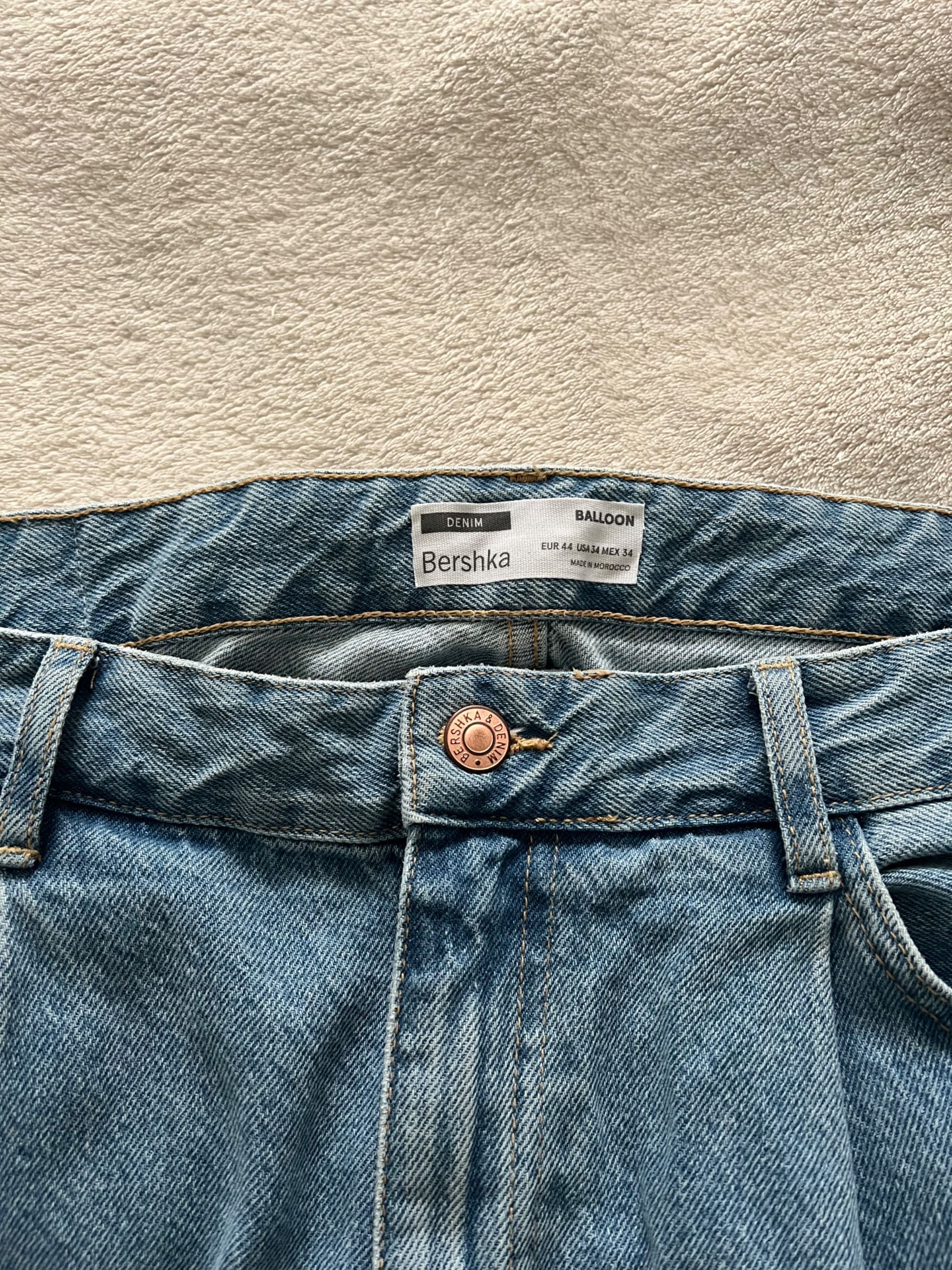 Продам чоловічі джинси Bershka