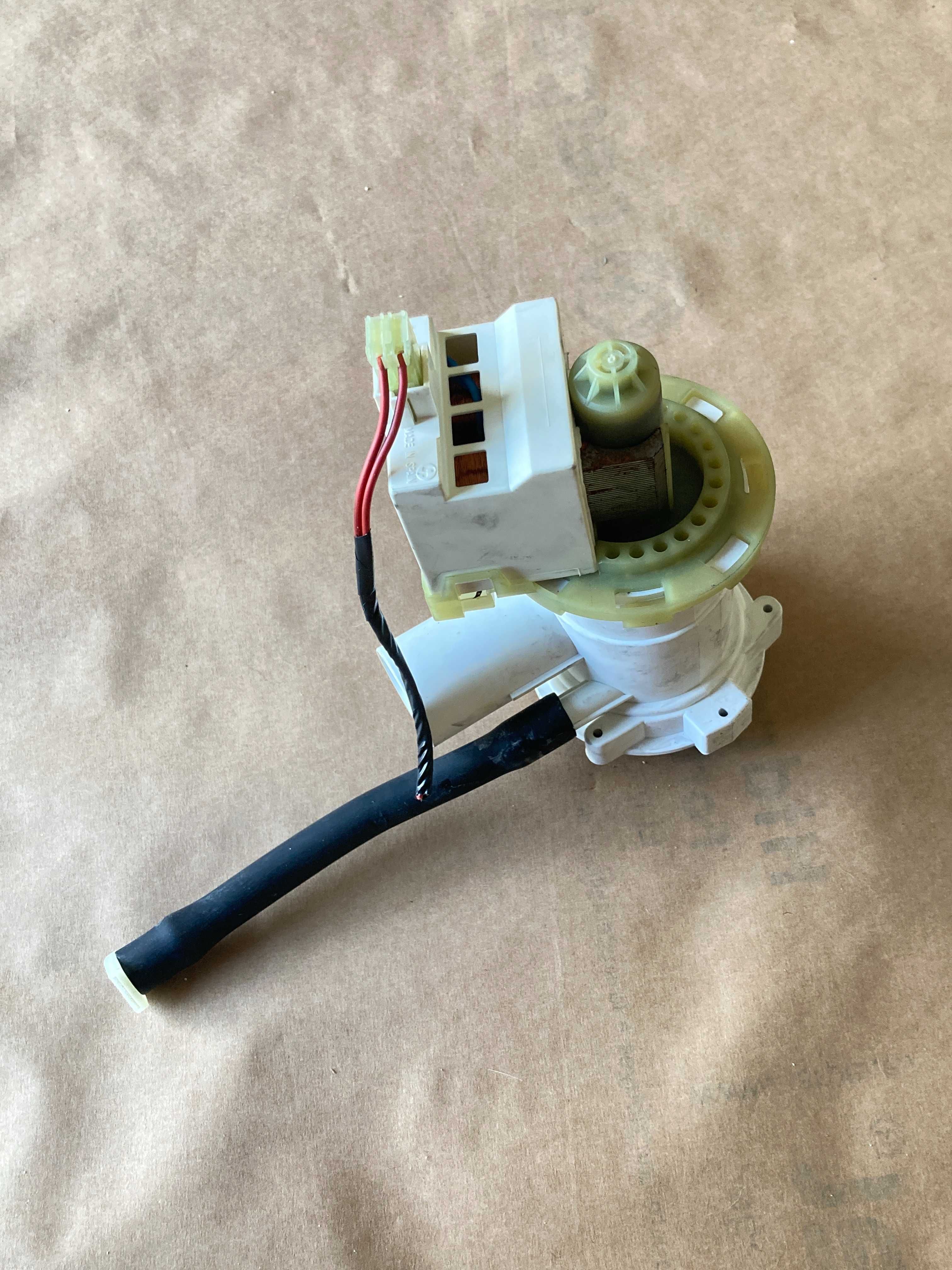 Bomba de Escoamento Bosch WVTI 2840 - Ref 143922 | Excelente Estado