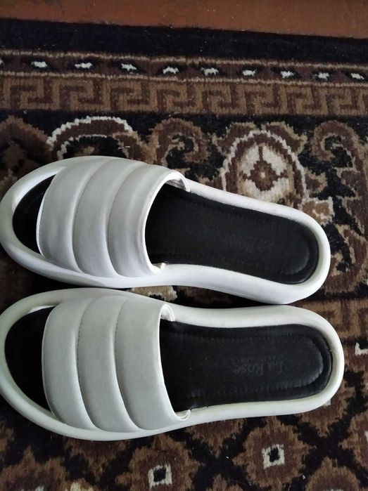 Шльопанці зефірки