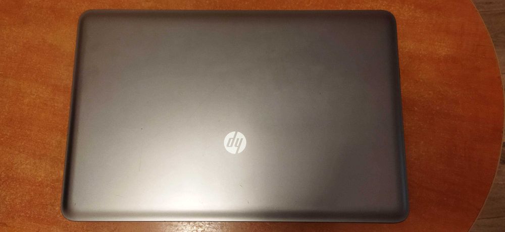 Ноутбук HP 250 Intel Core i-3 8GB RAM 300 HDD