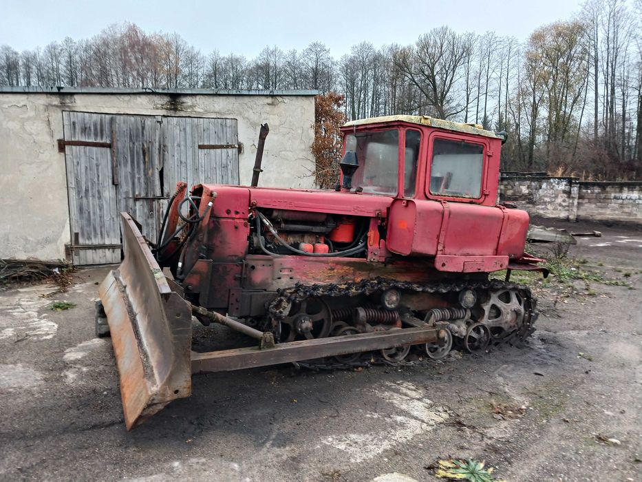 Spychacz Dt 75 turbo