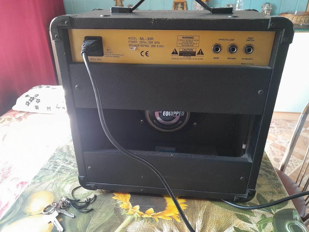 Wzmacniacz gitarowy kombo 30vat