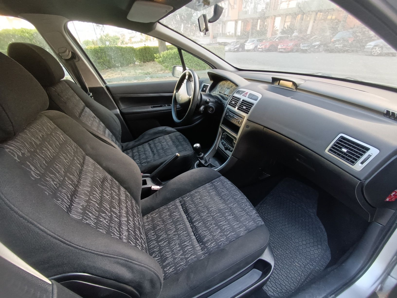 Peugeot 307, 1.6 HDI - com avaria