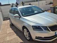 Skoda Otavia de 2020, poucos km