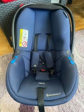 Nosieelko Avionaut Pixel