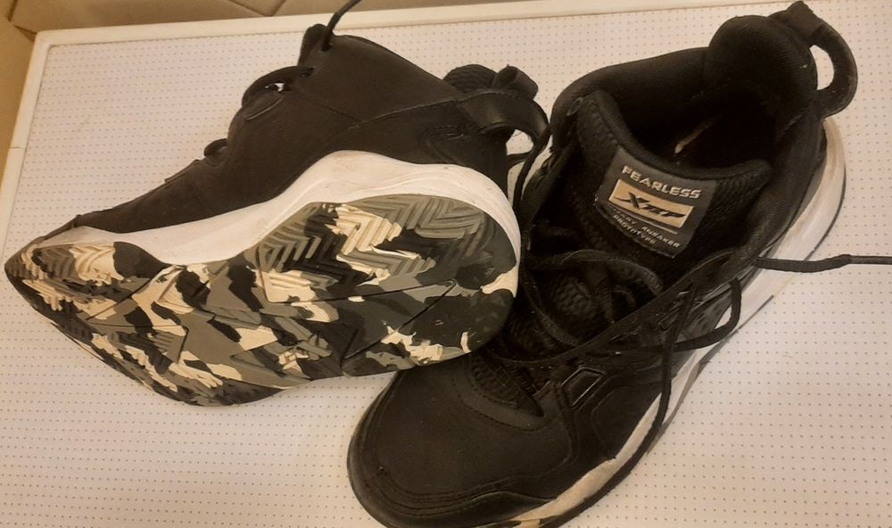 Кроссовки мужские