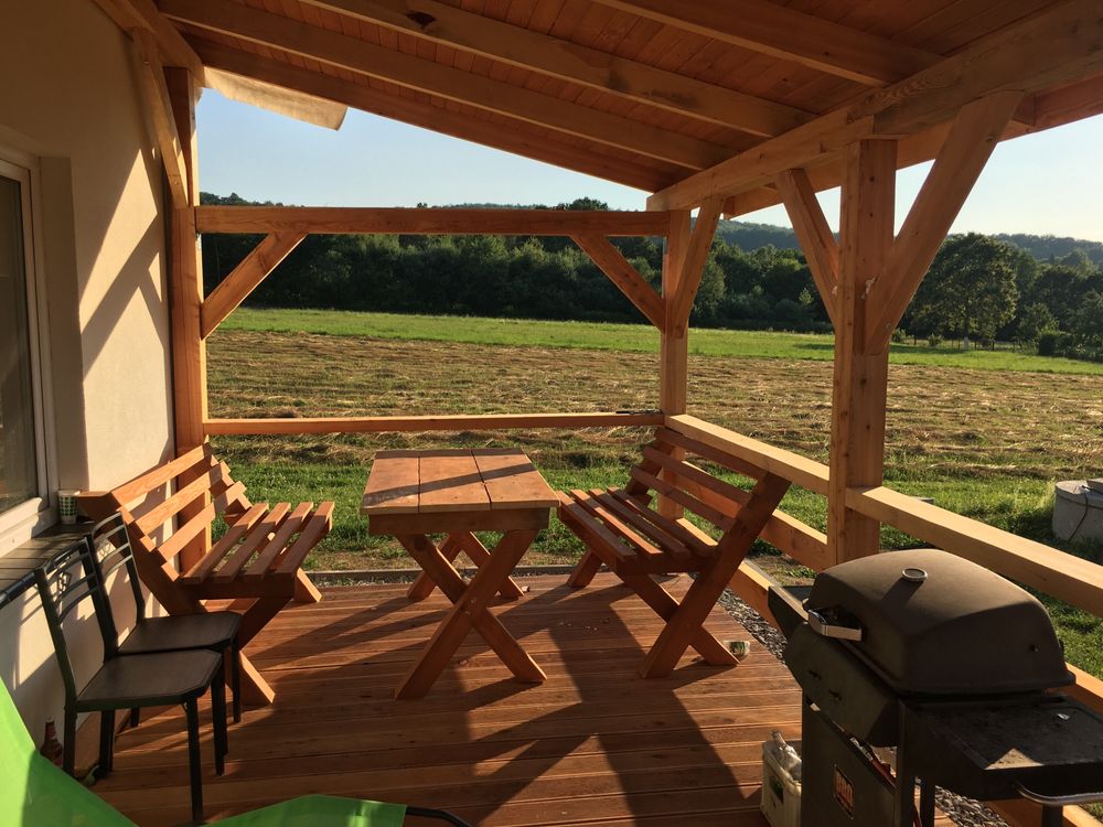 Domek nad stawem , las ,jacuzzi ,łowisko wędkarskie, Bieszczady