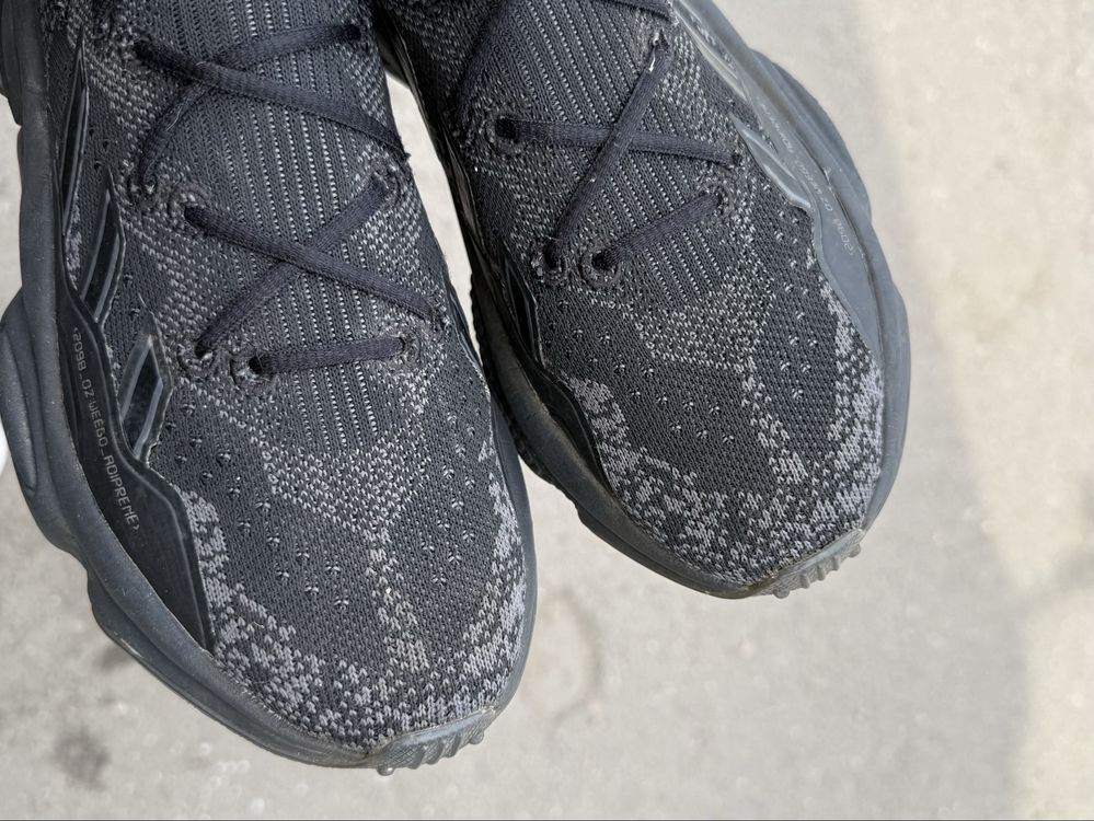 Кроссовки adidas оригинал размер  40 ozweego knit