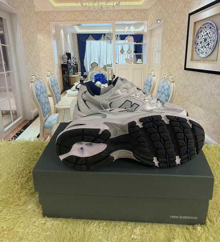 Butymęskiedamskie_NewBalance530WhiteSilver Navy R.37.5