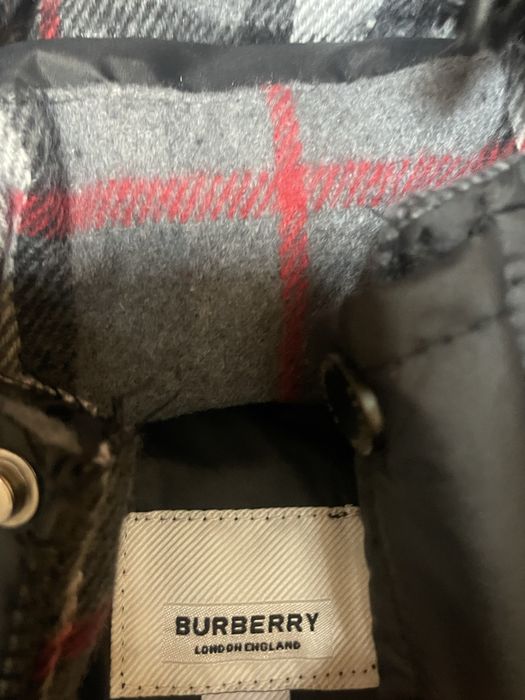 Пуховик Burberry,барбері