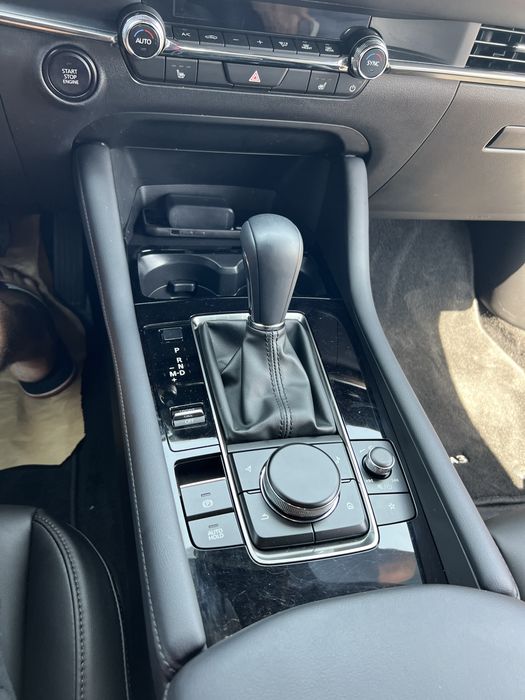 Mazda 3 2024 Prefered