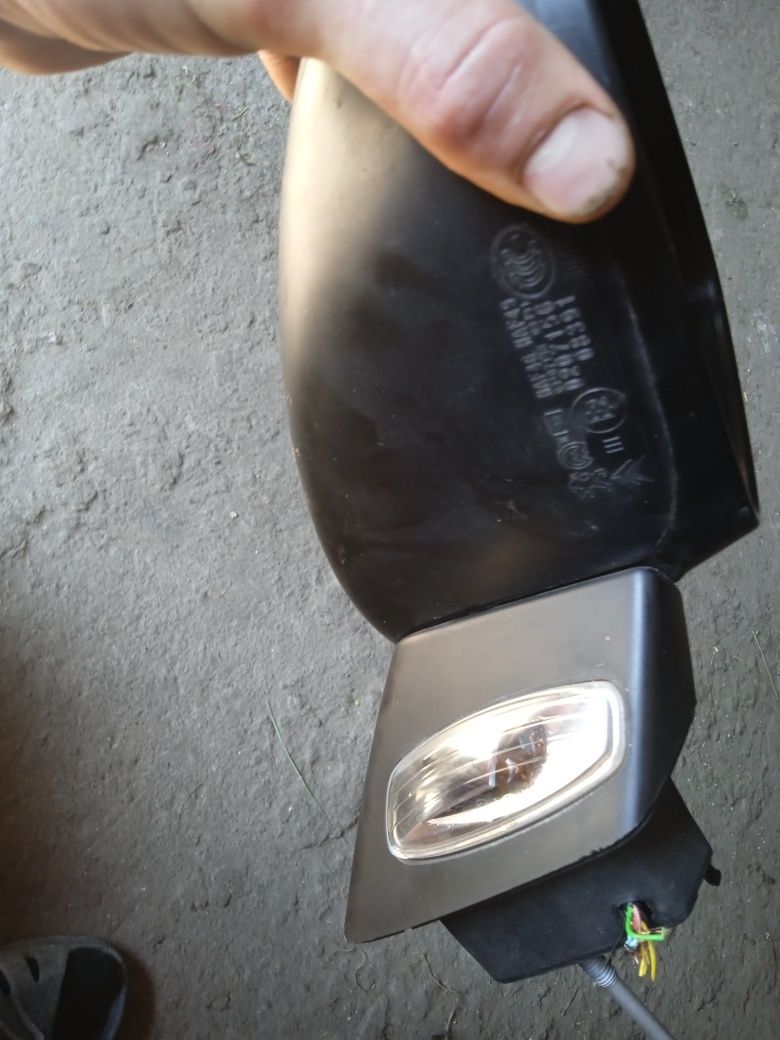 Продам дзеркало для авто