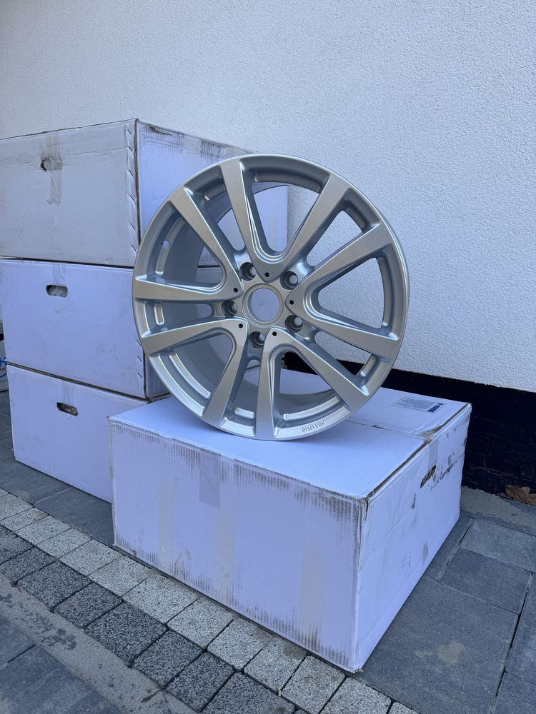 Cena za 4szt  Alufelgi 18x8,5J 5x130 ET55 Alurad Touareg Q7 Cayenne