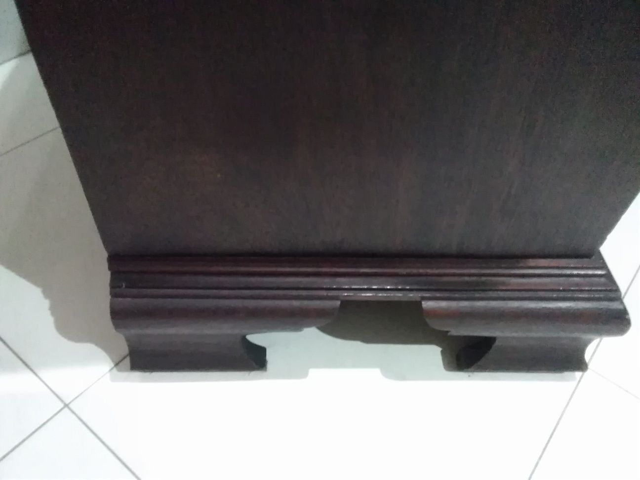 Móvel antigo de quarto